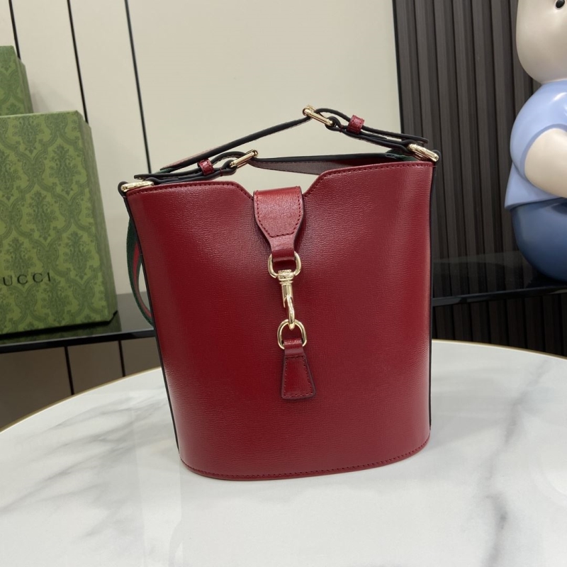 G*u*i bucket bags